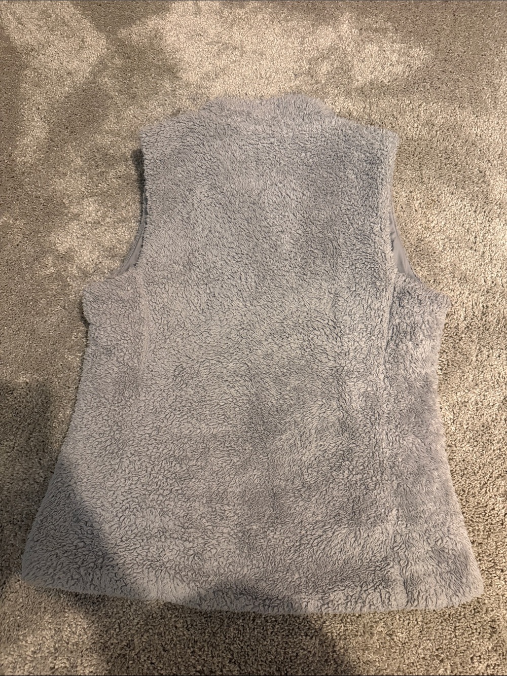 Patagonia Light Gray Sherpa Fleece Vest - Picture 3 of 3